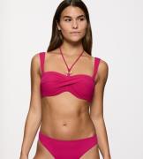 Triumph Beugelbikinitop Summer Twist DP Elegantie en comfort, midden r...