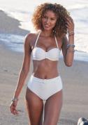 Sunseeker Highwaist-bikinibroekje Loretta met sierriem