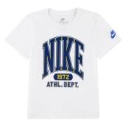 Nike Sportswear T-shirt NKB GIANT VARSITY TEE (1-delig)
