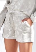 Lascana Relaxshorts met bloemige alloverprint, loungewear