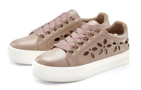 Lascana Sneakers met kleine cut-outs, veterschoenen, vrijetijdsschoene...