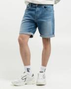 Replay Short
