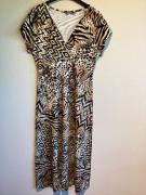 Geisha Dress v-neck sleeveless aop dessin