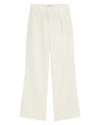 Josh V Broek jv-2506-0606 mies