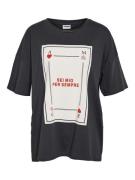 Noisy may Nmida s/s playcard t-shirt